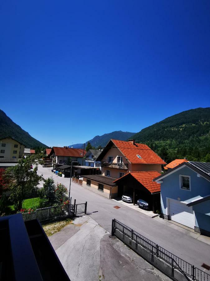Apartmaji Tomsic Mojstrana Exterior photo